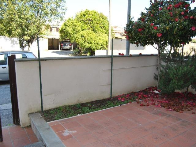 Via del Poligono 9 5 vani 110mq