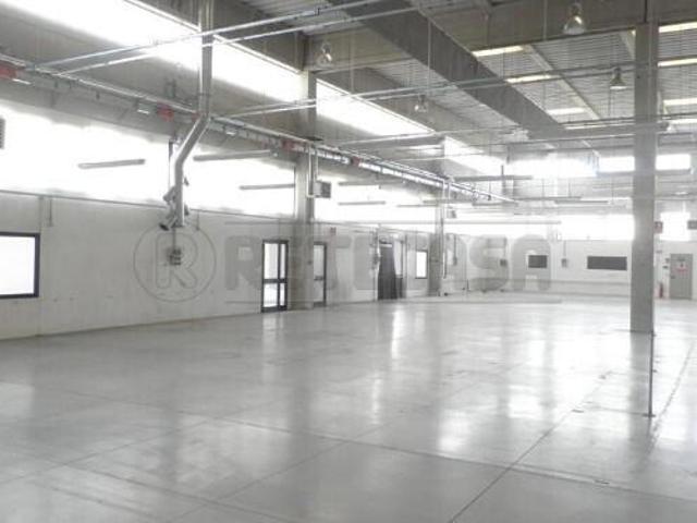 Via del Progresso 9 vani 1750mq