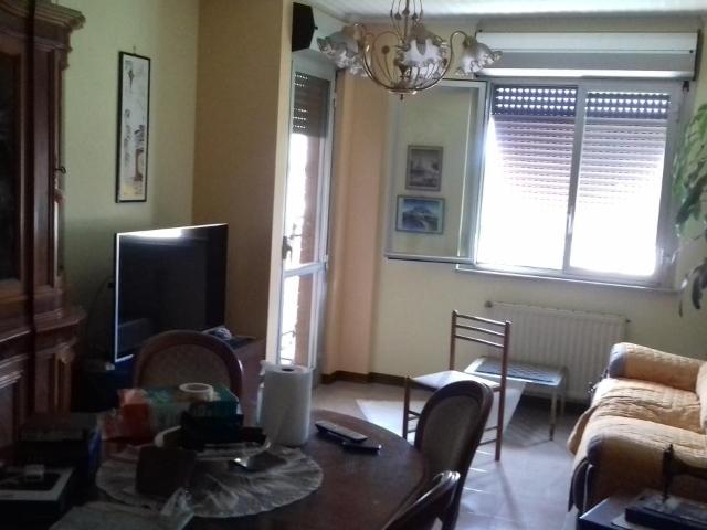 Via dell´Abete 2 5 vani 100mq