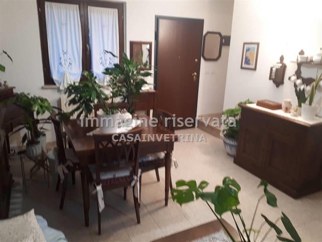 VIA DELL´AIRONE PRINCIPINA A TERRA 5 vani 162mq