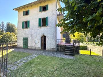 Via dell´Appennino 8 vani 250mq