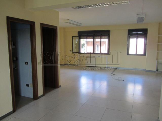 Via dell´Aquila monolocale 100mq