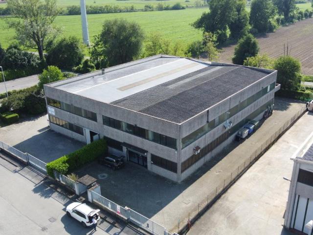 Via dell´ Agricoltura 7 monolocale 700mq