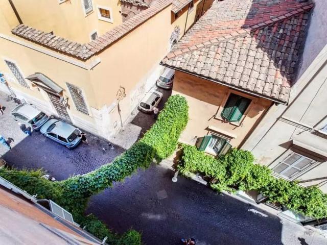Via della Lungaretta, Rome, Lazio 00153