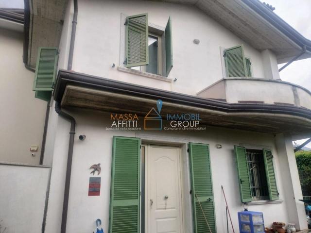 Via della Quercia 50 6 vani 100mq