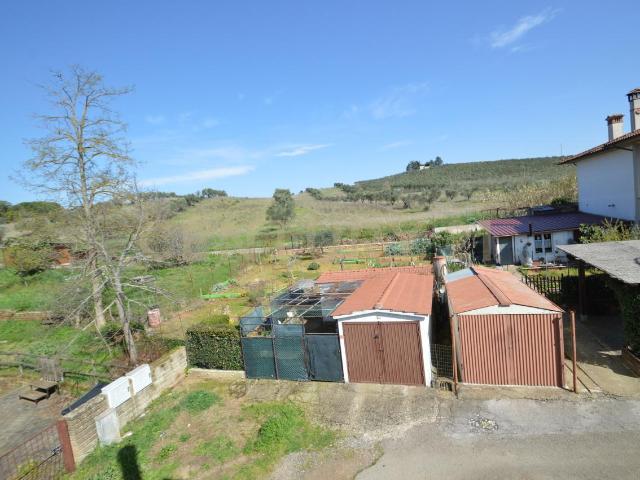 Via delle Case Nuove 1 quadrilocale 104mq