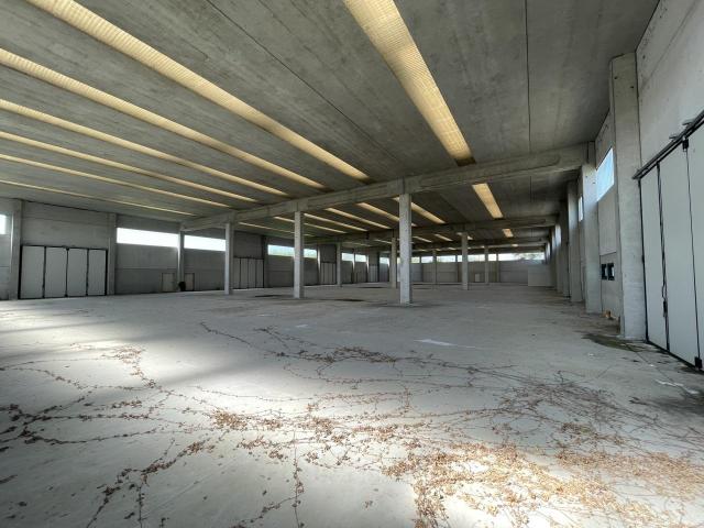 Via delle Barazzine 9 2780mq