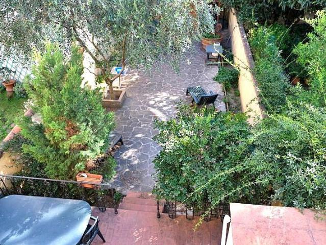 Via delle Porte Nuove pressi PORTA A PRATO / SAN IACOPINO / STATUTO / FORTEZZA 6 vani 155mq