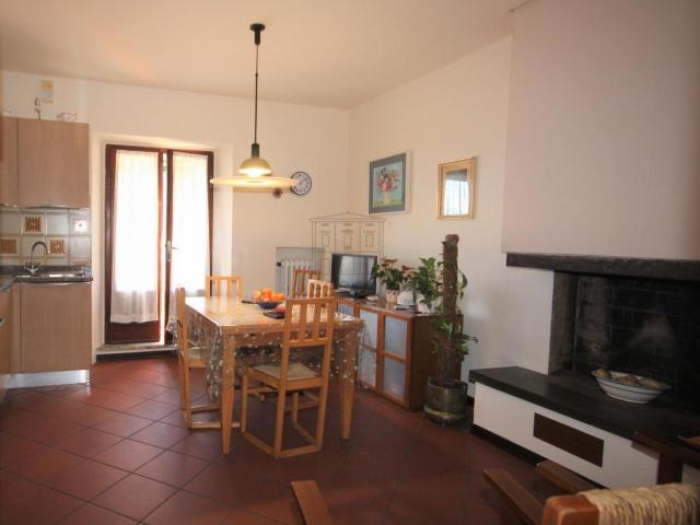 Via delle Ville 592 5 vani 120mq
