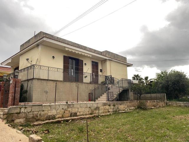 Via Dente Crocicchia 538 5 vani 160mq