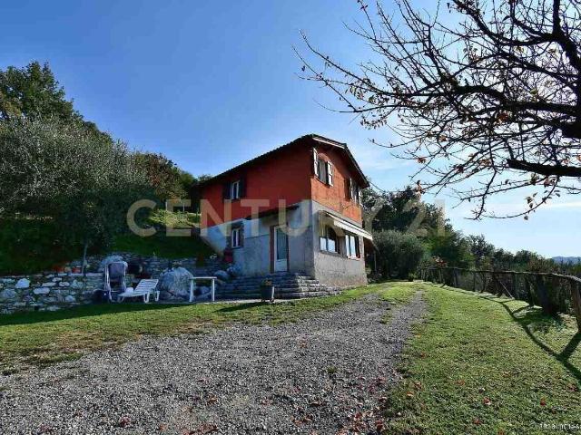 Via di Gromignana 80 5 vani 95mq