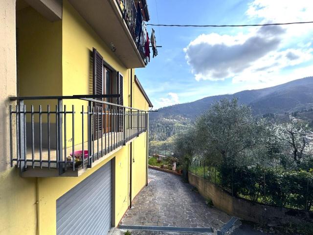 Via di Migliana quadrilocale 130mq