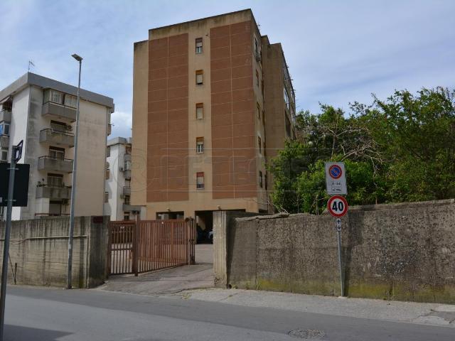 Via Direzione Artiglieria 49 quadrilocale 122mq