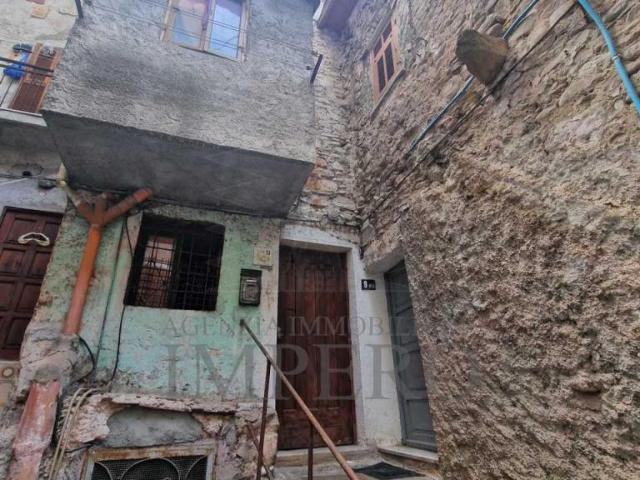 Via Dritta quadrilocale 80mq