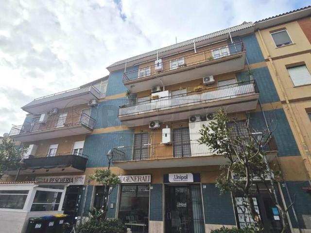 Via Duca degli Abruzzi 1 quadrilocale 209mq