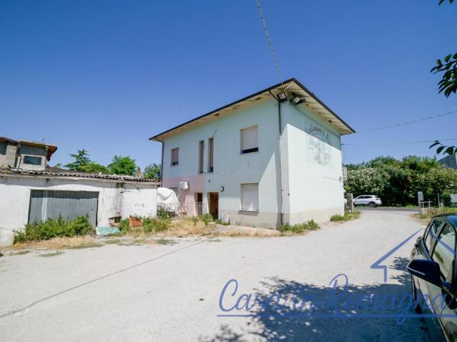 Via Emilia 1430 trilocale 109mq
