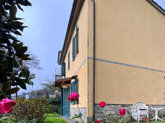 Via Emilio Bertini 1 5 vani 150mq