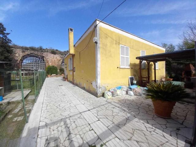 Via Empolitana 272 quadrilocale 119mq