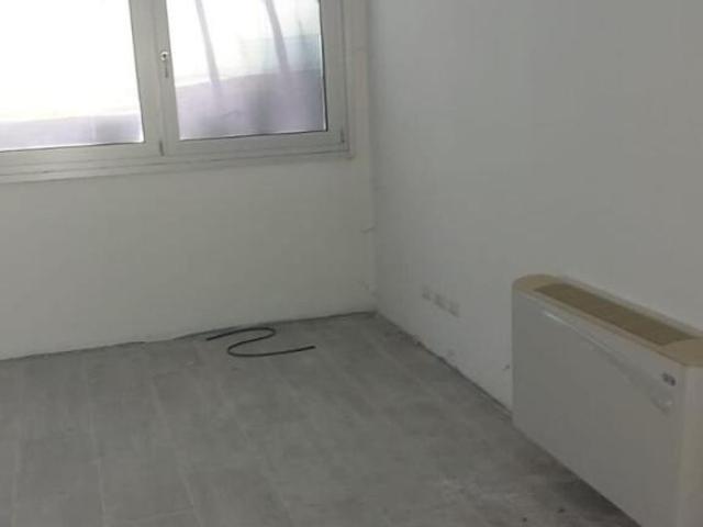 Via Enrico Sartori 16 45mq