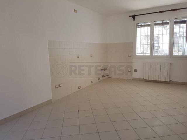 Via Edmondo De Amicis 26 bilocale 60mq