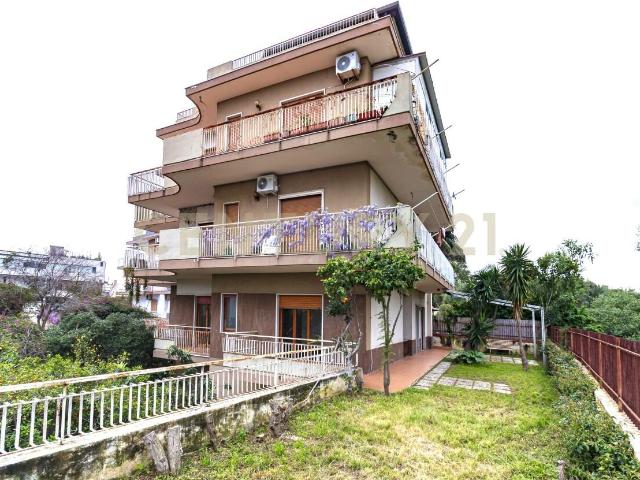 Via Elio Vittorini 14 quadrilocale 111mq