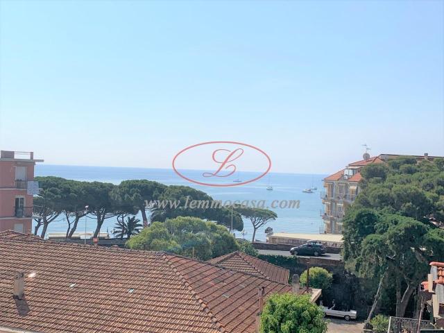 Via F. Agnese 7 vani 110mq
