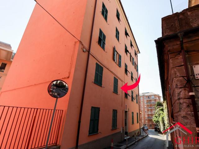 VIA F. RAVASCHIO 17 5 vani 85mq