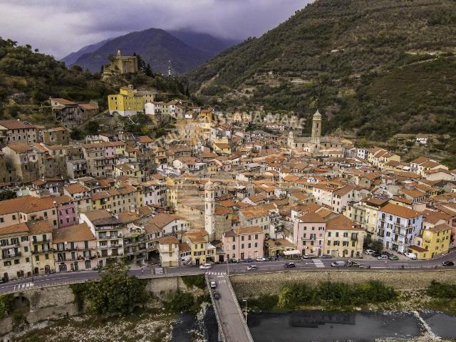 Via Fontana bilocale 50mq