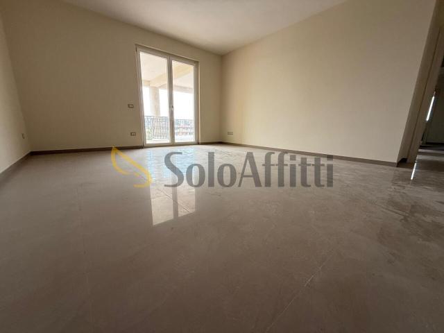 Via Forche Caudine 8 vani 300mq