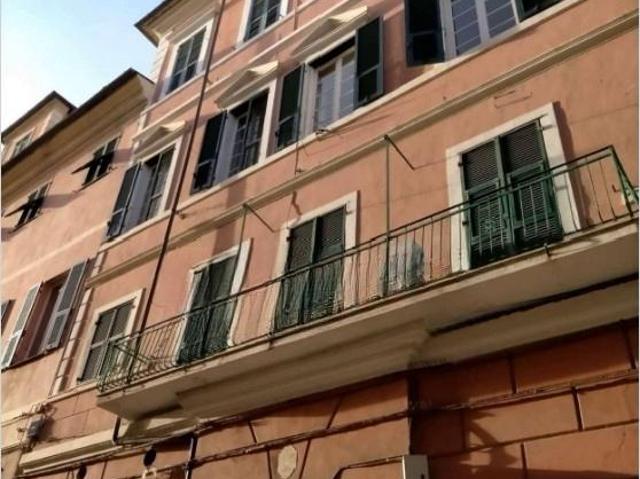 Via Felice Cascione 30 8 vani 229mq
