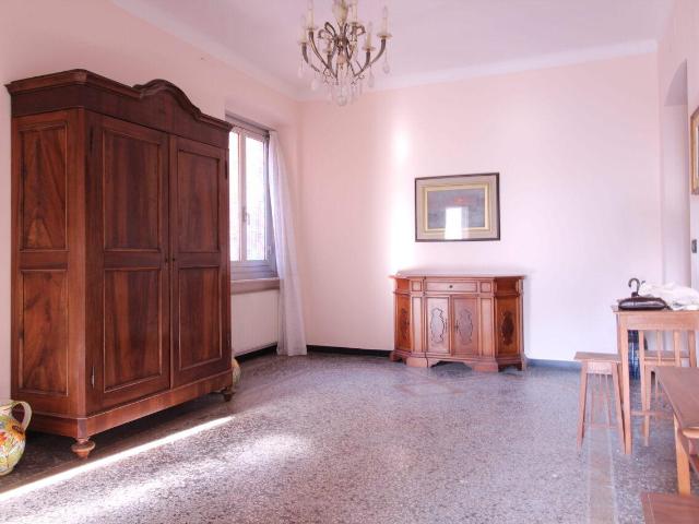Via Felice Romani 14 8 vani 147mq