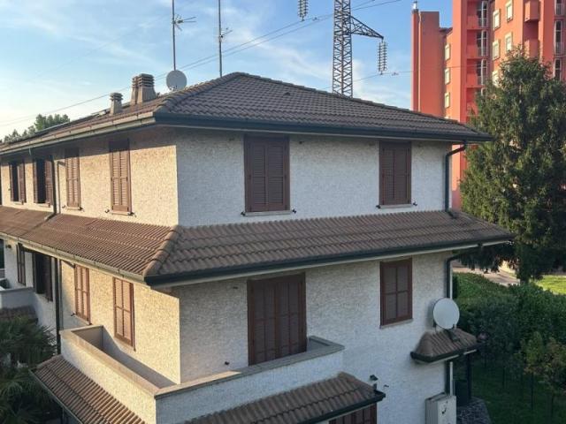 Via Filippo Beltrame 20 9 vani 273mq
