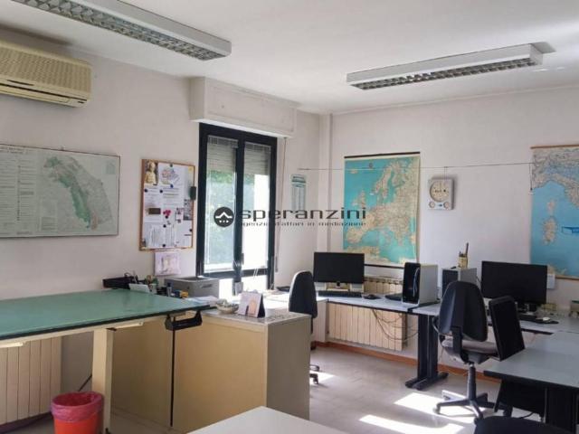 via Flaminia trilocale 88mq