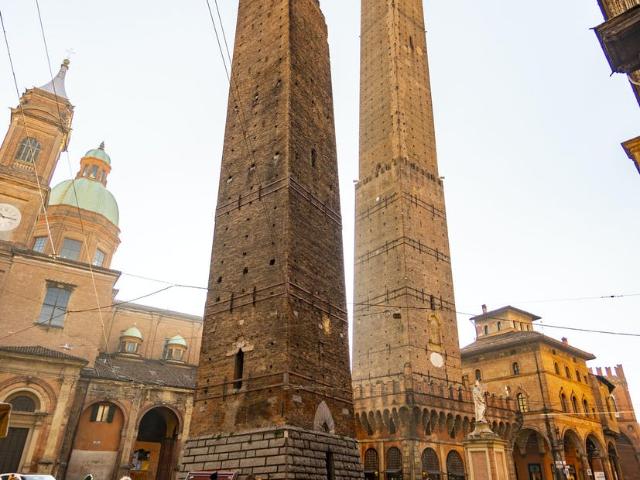 Via Francesco Rizzoli