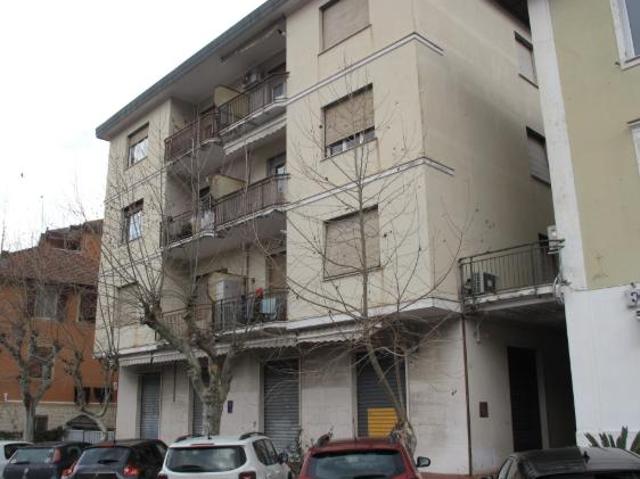 Via Fratelli Canepa 48B 6 vani 113mq