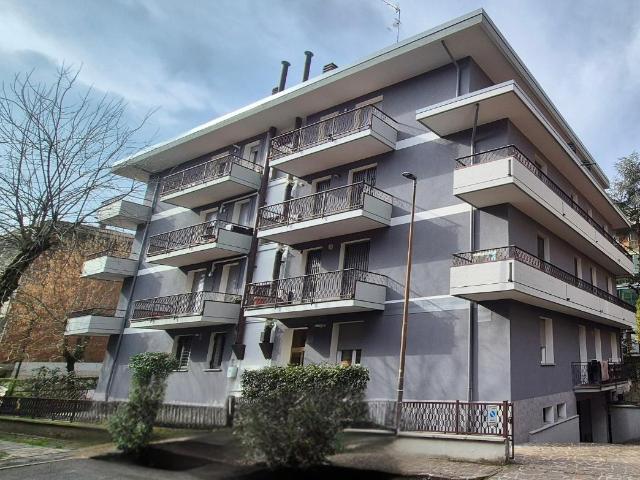 Via Frosinone 9 5 vani 215mq