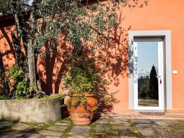 Via Incontri, Florence, Tuscany 50139