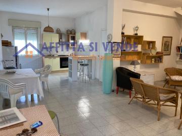 Via Isole Marchesi 46 9 vani 223mq