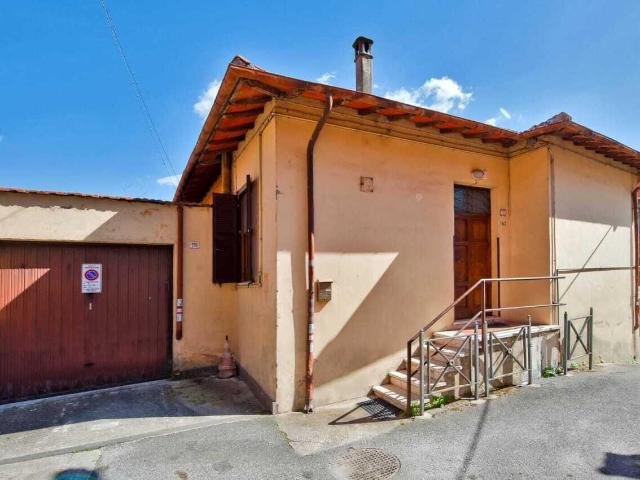Via Isonzo 6 vani 80mq