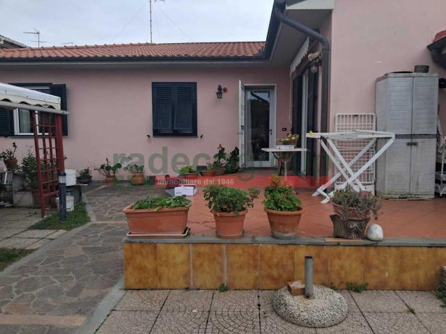 Via Ombrosa 7 5 vani 120mq