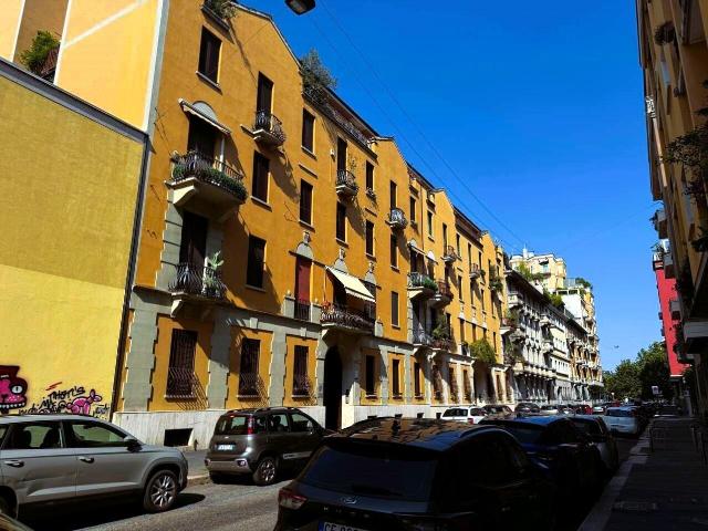 Via Olindo Guerrini 3 5 vani 180mq