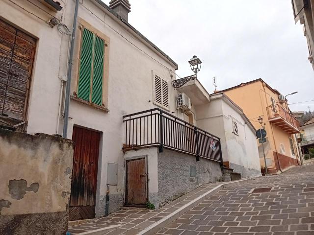 Via Ospedale 19 quadrilocale 110mq