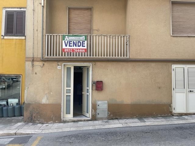 VIA LORETO GALLINARA 29 quadrilocale 96mq