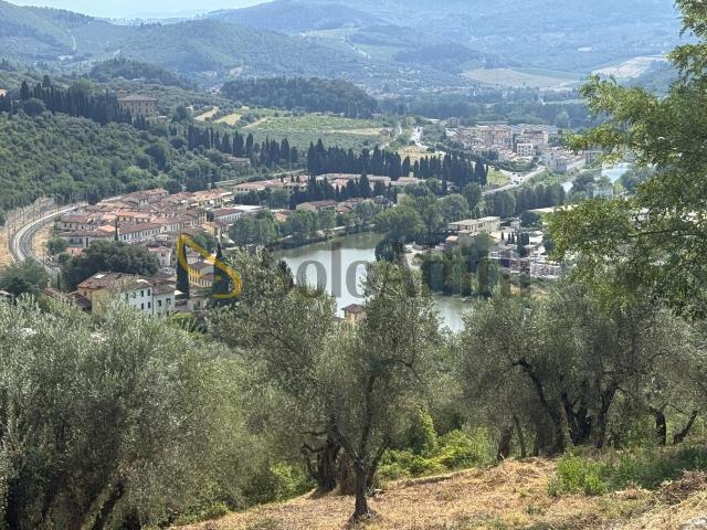 via la rosa 10 quadrilocale 70mq