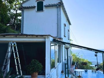Via le Camere 30 5 vani 150mq