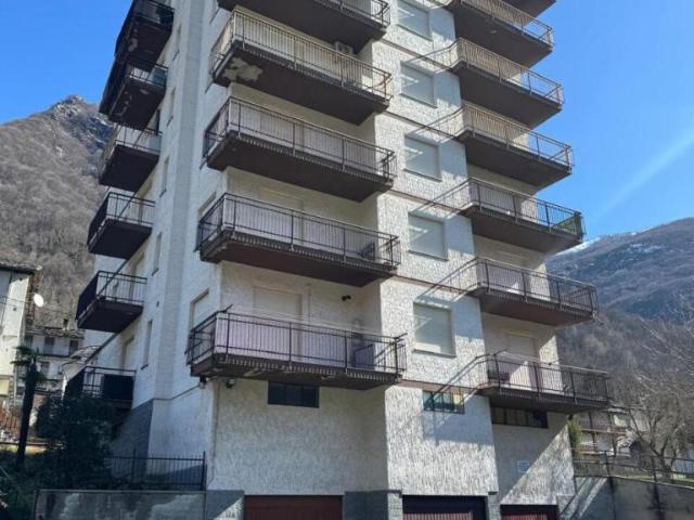 Via Lensi 5 bilocale 50mq