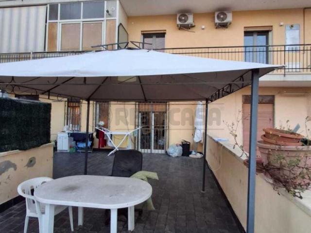 Via LENTINI 6 vani 139mq