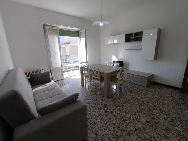 Via Litoranea PRATORANIERI quadrilocale 80mq