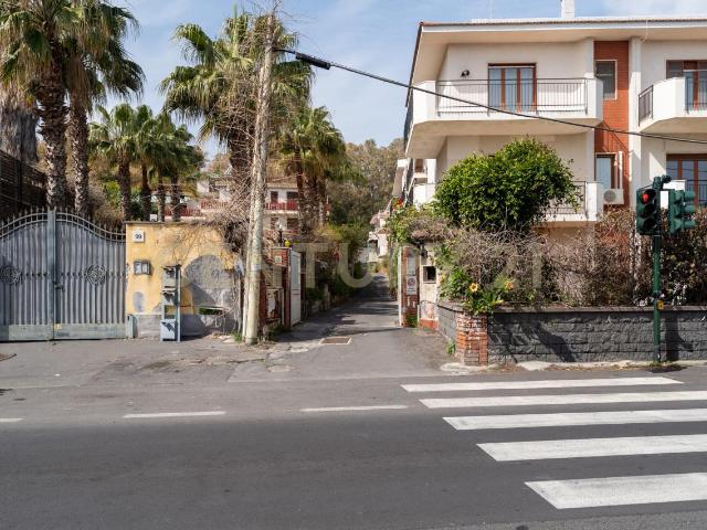 Via Livorno 101 bilocale 54mq