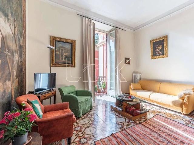 Via Lutezia – Luminoso appartamento in palazzo d’epoca 196m² Roma